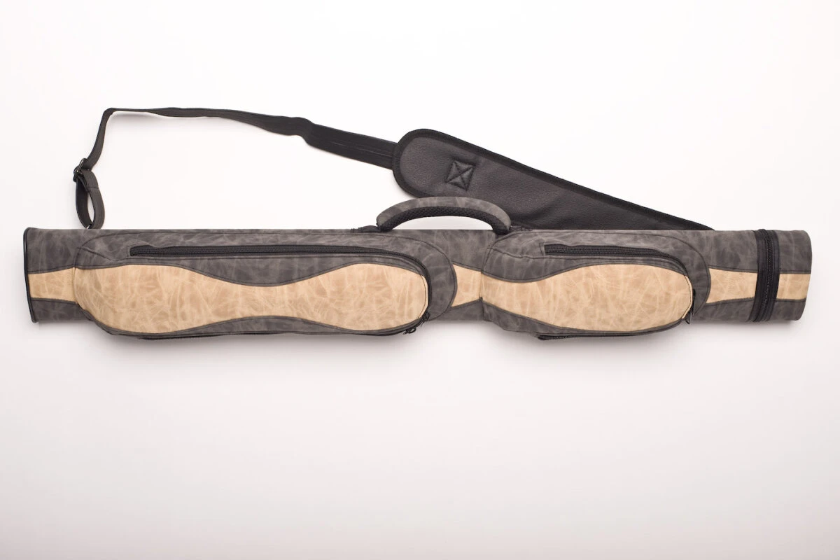 CUEL Billard-Köcher Suede Brown (2020) 2/2 Für Pool-Billard-Queues, Aus Kunst-Wildleder, Mit Schultergurt, Tragegriff Und Zwei Seitentaschen Für Billardzubehör – Bild 2